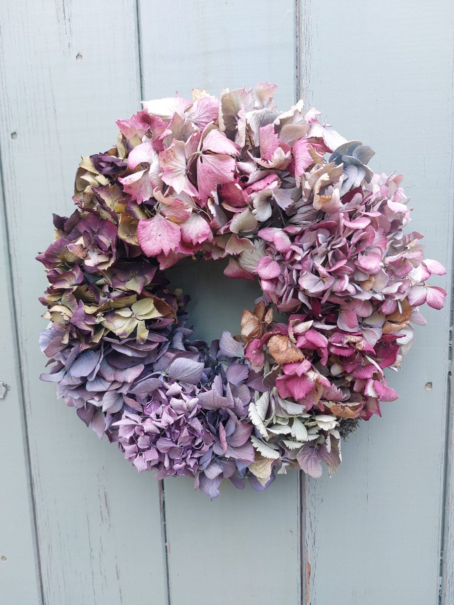 Dried Hydrangea Wreath. 26cm Diameter. Handmade.