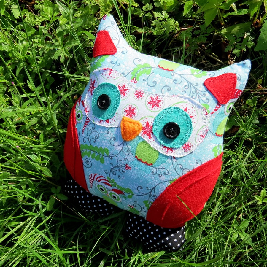 Sale!!!  A festive owl cushion.  25cm tall.  Christmas.