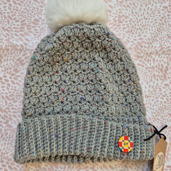 Bobble hat