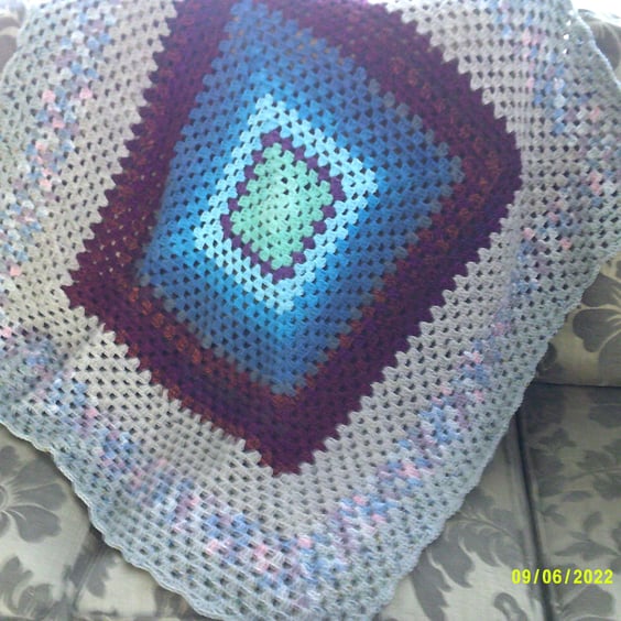 Crochet Vintage Style Lap Blanket