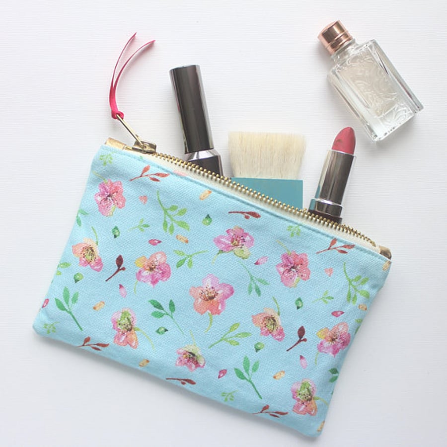 I'm New! Blossom Sketch Floral Themed Makeup Pouch Purse Clutch