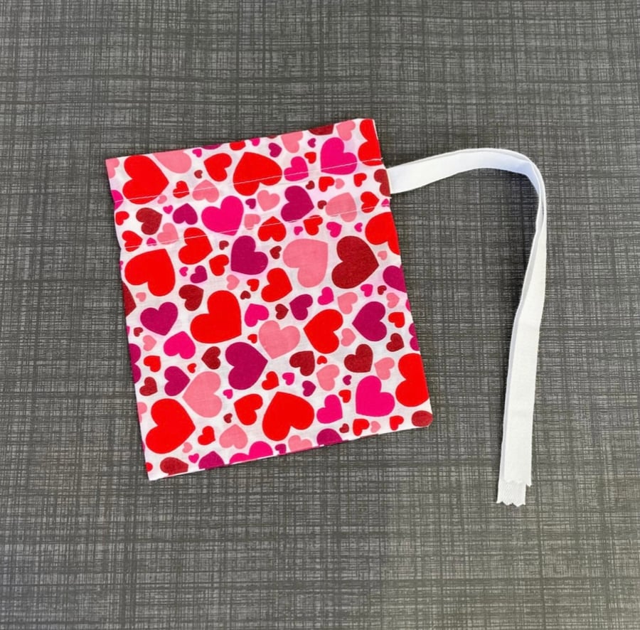 Red, Pink Hearts Fabric Drawstring Gift Bag: Reusable XS Present Wrap.