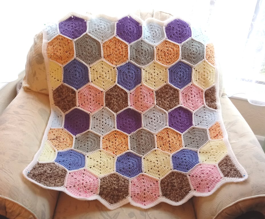 Crochet blanket with hexagon pattern, multi coloured lap blanket, handmade