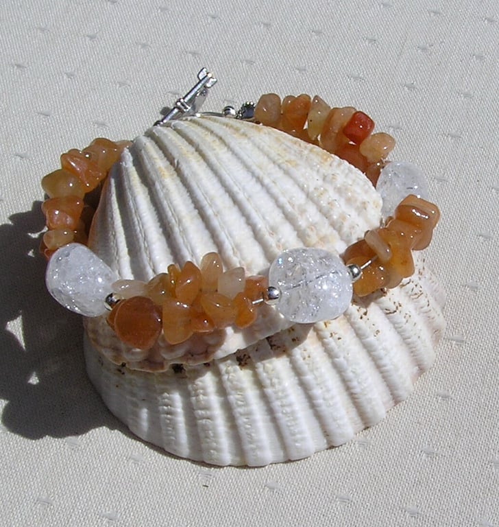 Aventurine & Crackled Clear Quartz Crystal Gemstone Bracelet