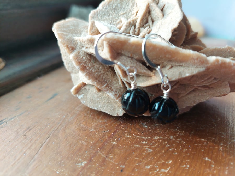 Sterling Silver Black Agate Carved Rose Earrings