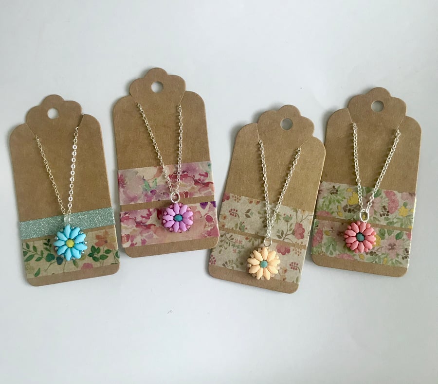 Sterling Silver Daisy Necklace