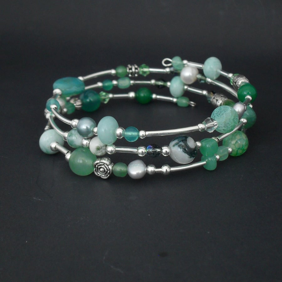 Green gemstone & pearl wire wrap bracelet