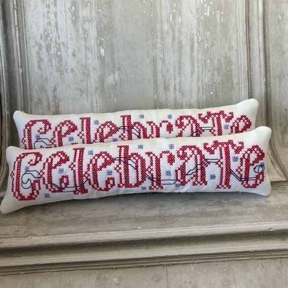 Bowl Filler - Celebrate by Carolee Crafts  SY 0044