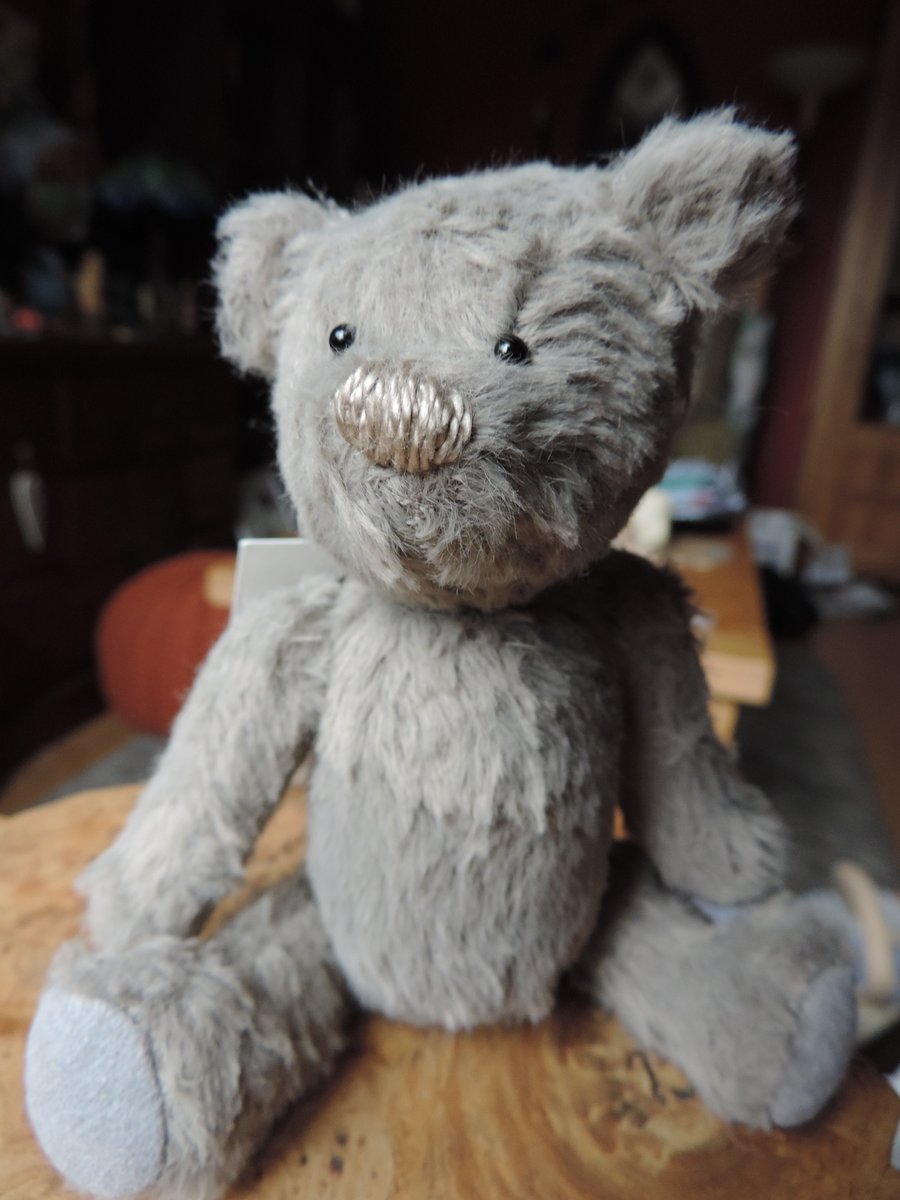 Sweet Little , Fully Jointed Collectable Bear.