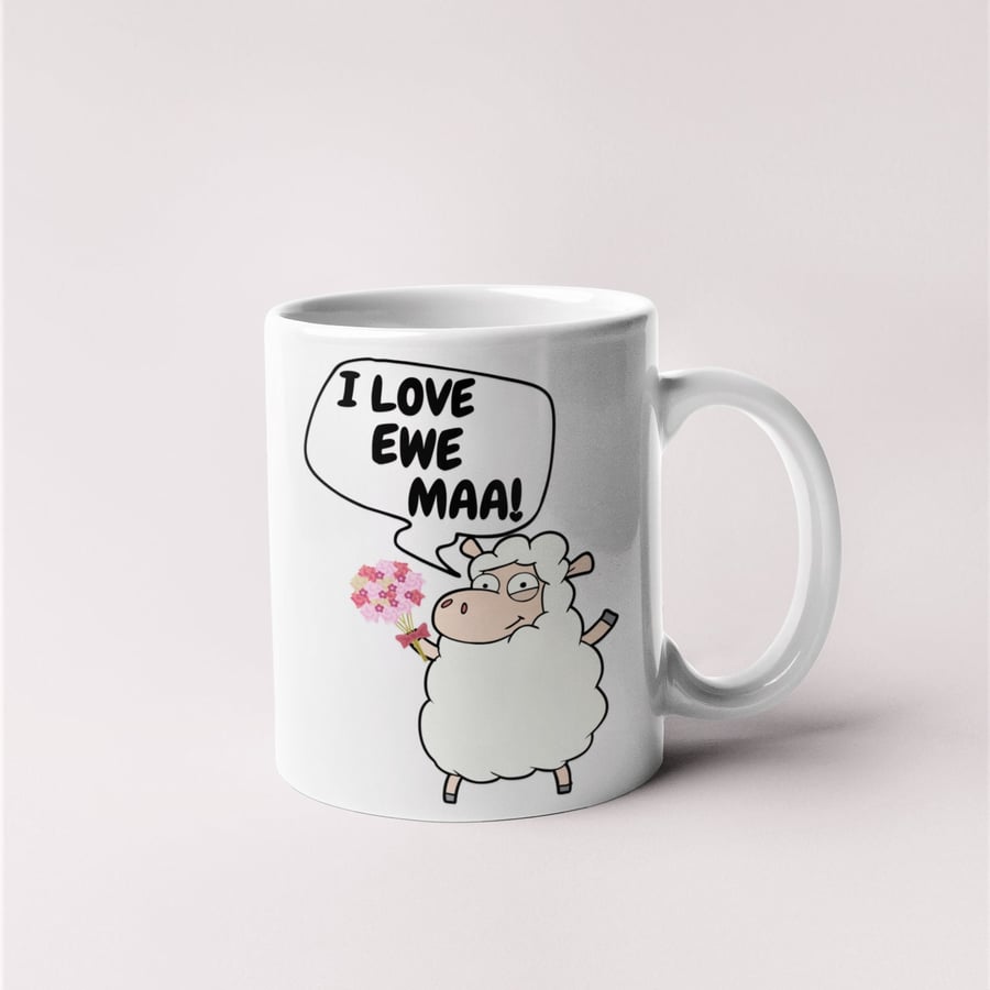 I Love Ewe Maa - Cute Sheep Design For Mother's Birthday Christmas Present Gift 