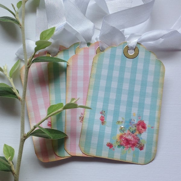 GIFT TAGS ( set of 4 ) .  Gingham, retro , shabby chic. Roses.