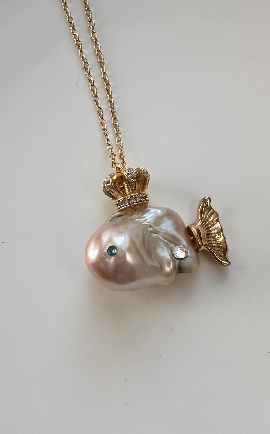 Baroque pearl pendant necklace 