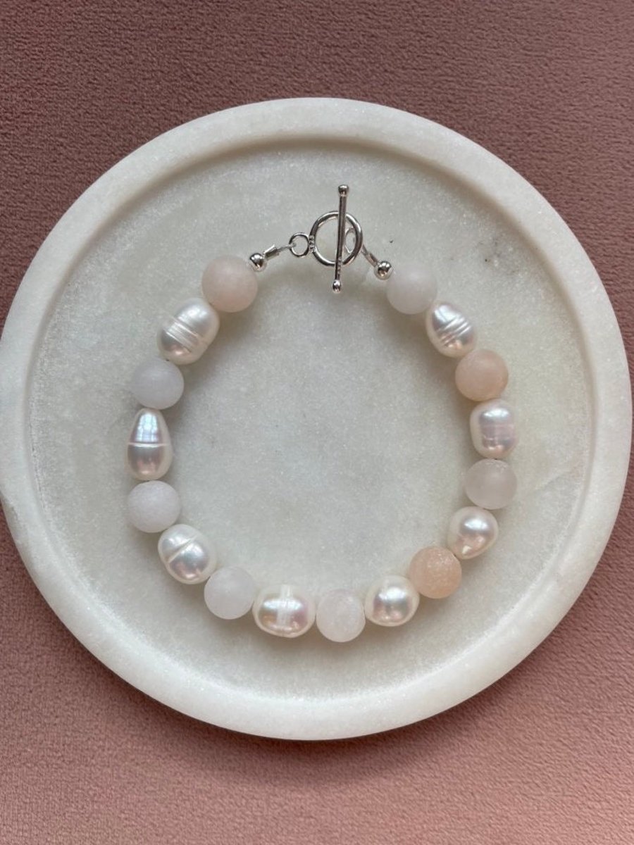 Pink Aventurine & Pearl Beaded Bracelet   Handmade Pastel Crystal Bracelet