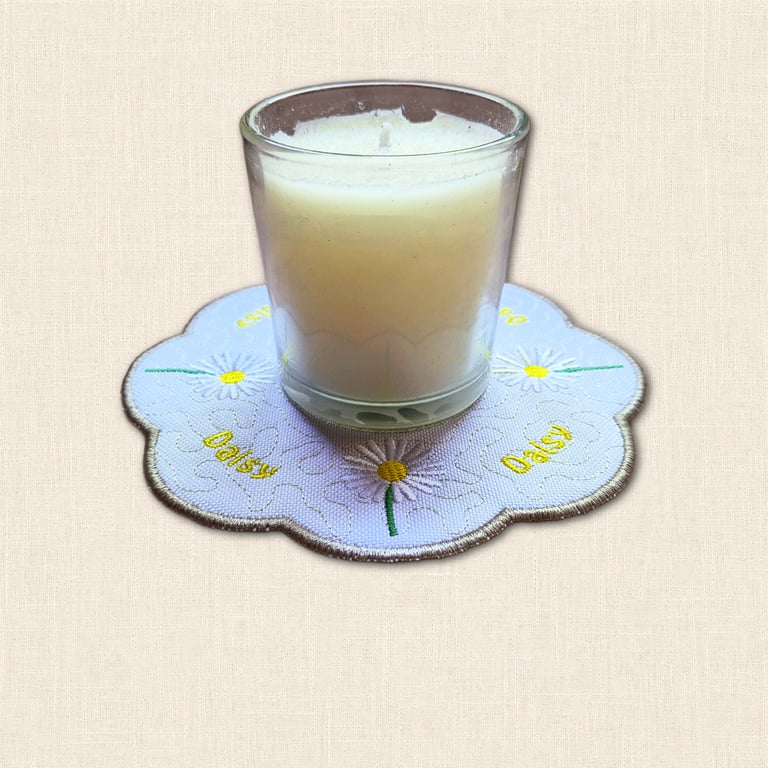 Daisy Candle Mat - Embroidered April Birth Flower Decor