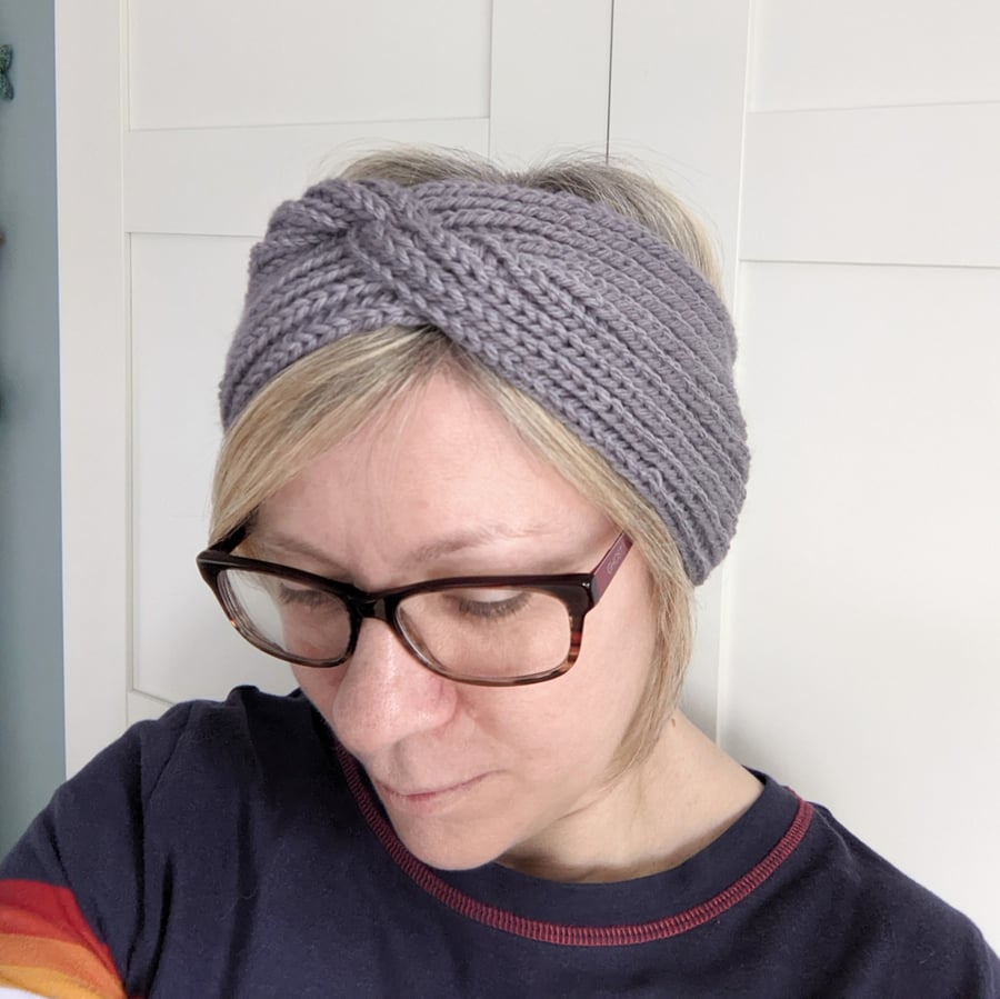 Chunky knit grey headband
