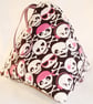 Knitting Pouch- Pyramid Style- Skull & Crossbones