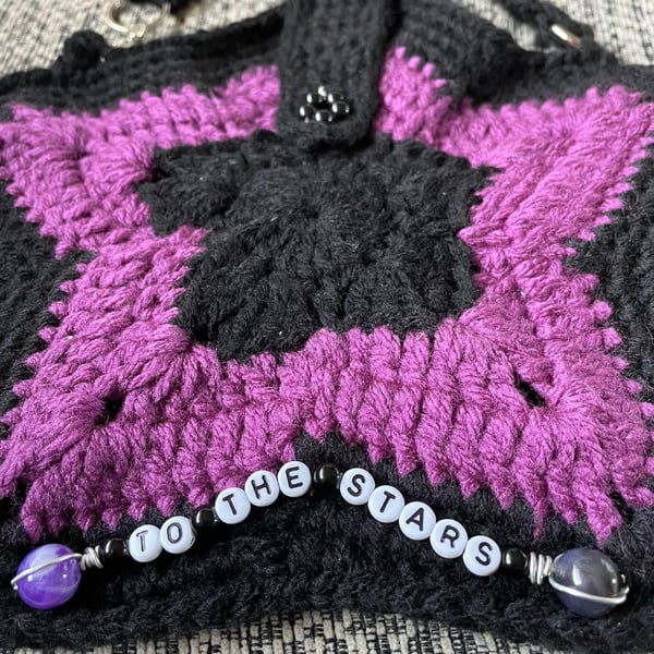 Star shaped cross body bag fully lined - Emo goth wear