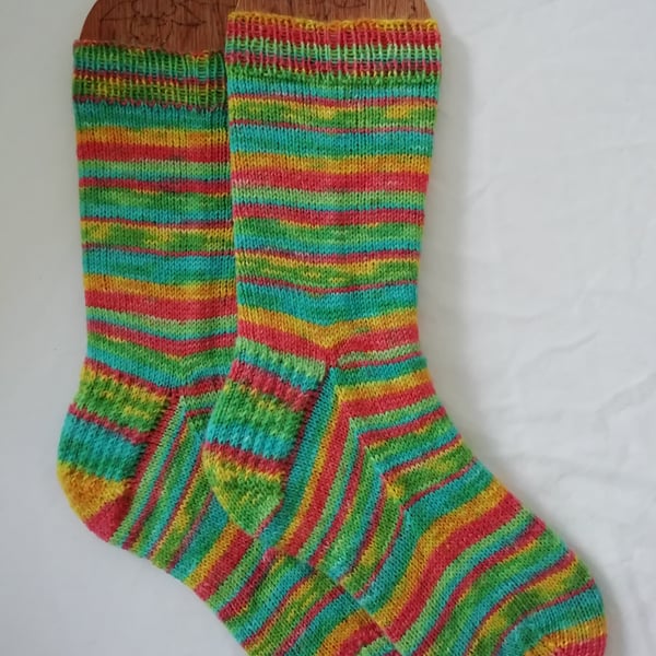Socks, Hand Knitted, adult MEDIUM, size 5-6 PARROT