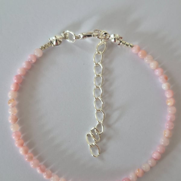 Dainty Pale Pink Seashell Pearl Handmade Beaded Bracelet