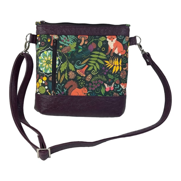 Handbag in faux leather and woodland fox print, vegan ladies gift, crossbody bag