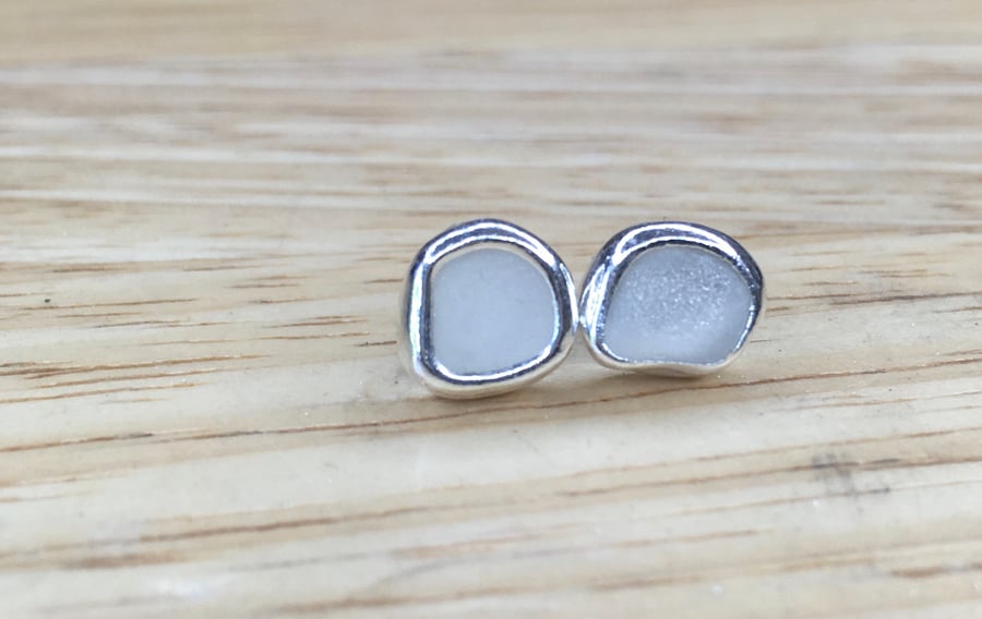 Handmade Sterling & Fine Silver Stud Earrings with Grey Welsh SeaGlass