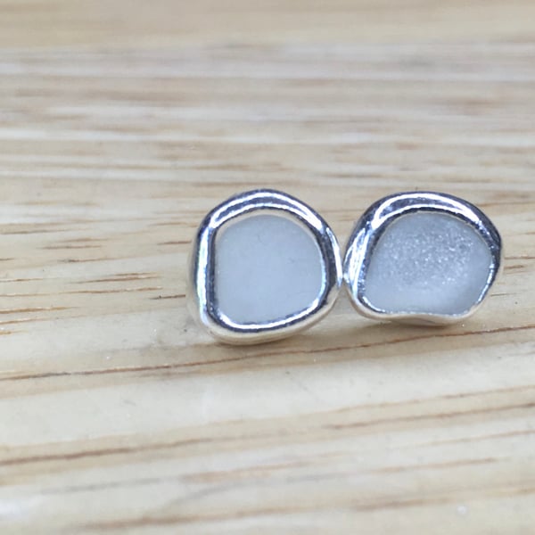 Handmade Sterling & Fine Silver Stud Earrings with Grey Welsh SeaGlass