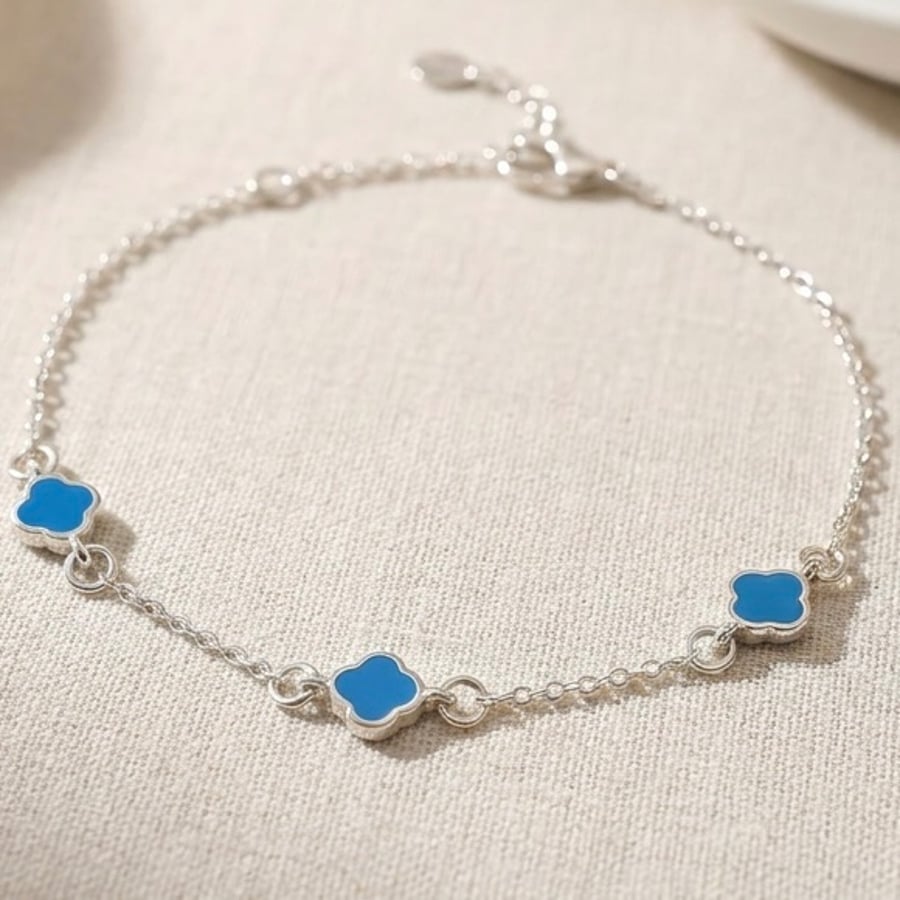 Minimalist Sterling Silver Clover Charm Bracelet