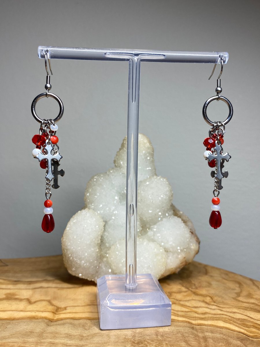 Hailee - Gothic Cross Earrings 