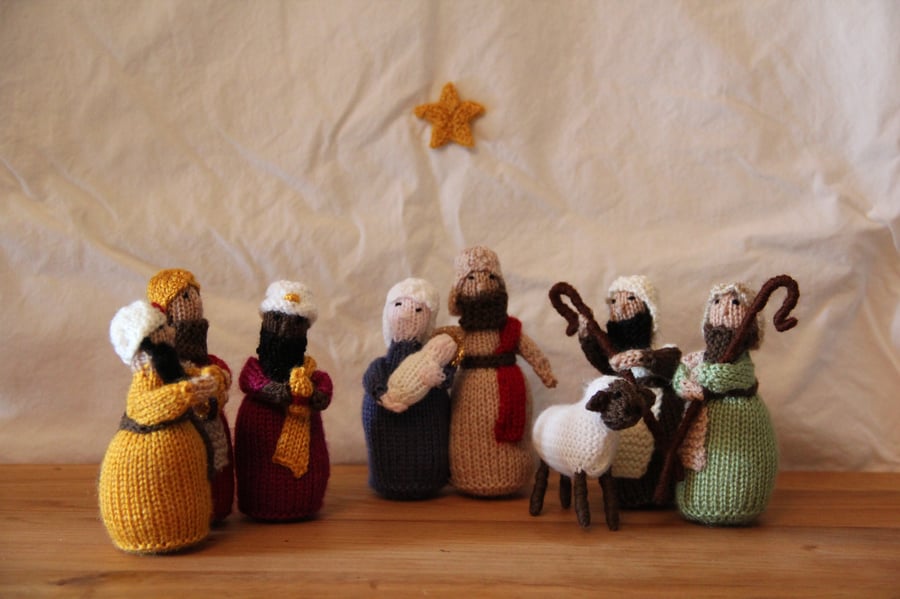 Small Knitted Nativity