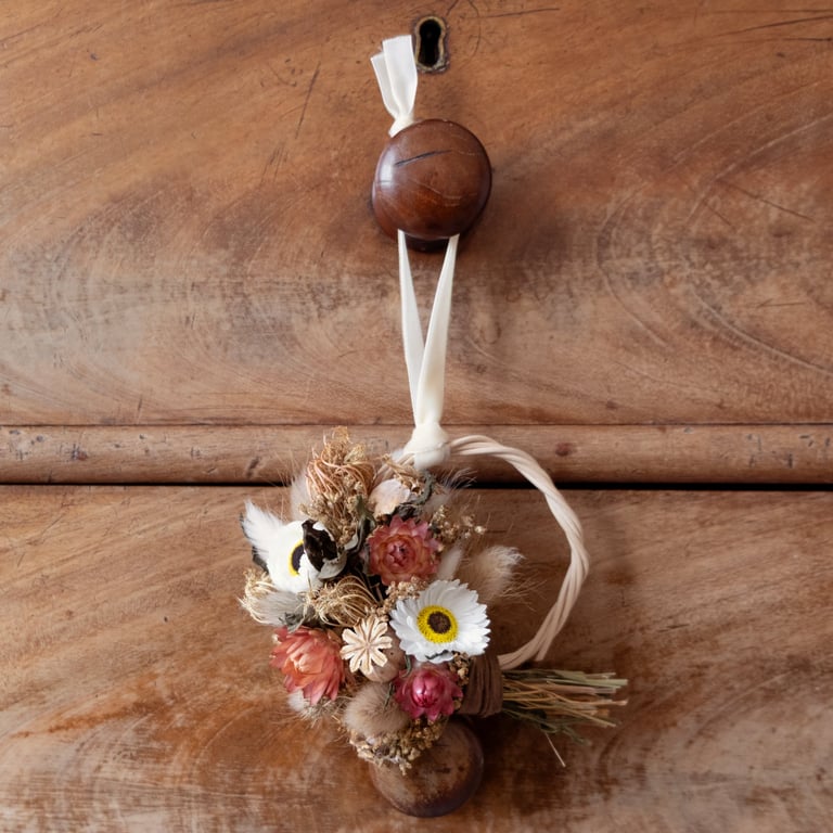 Mini dried flower handmade orange, red and white wreath