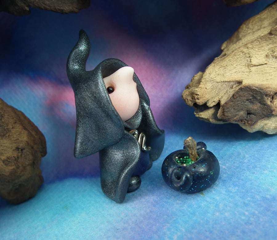 Tiny Witch Gnome 'Acra' 1.5" with cauldron OOAK Sculpt by Ann Galvin