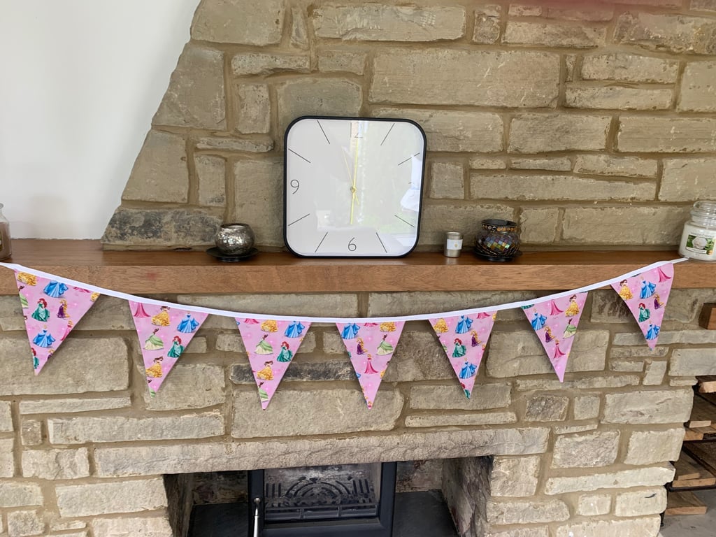 Princess bunting