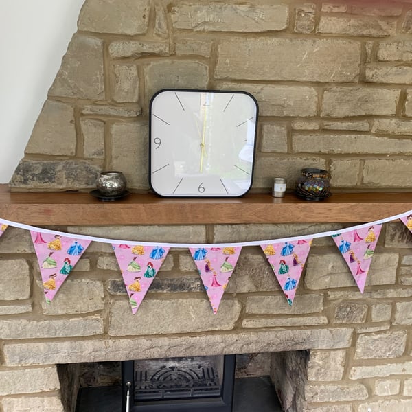 Princess bunting