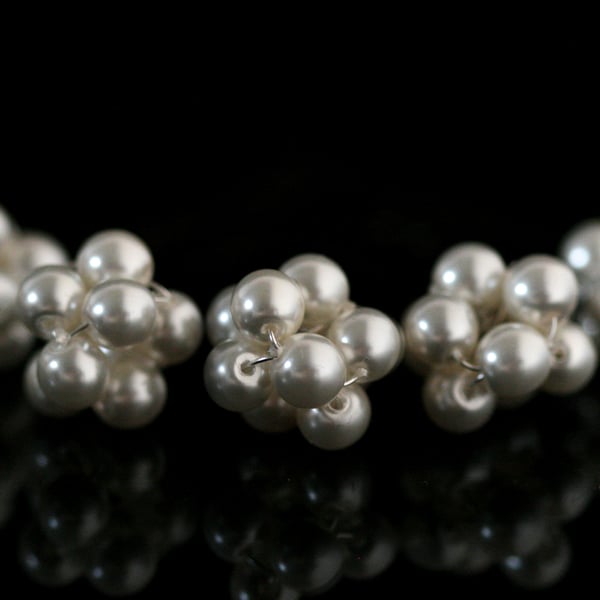 x5 Crystal Pearl Cluster Bridal Wedding Hairpins Ivory, White or Cream