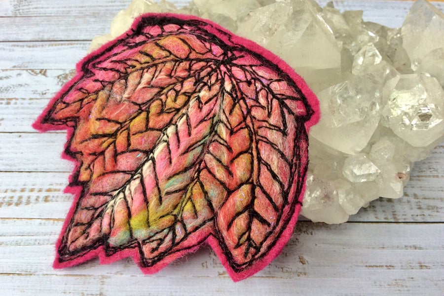 Stunning embroidered leaf brooch pin or badge. 