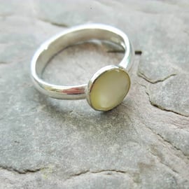 Sterling Silver Ring with Lemon Shell Pearl