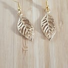 Gold filigree leaf earrings 
