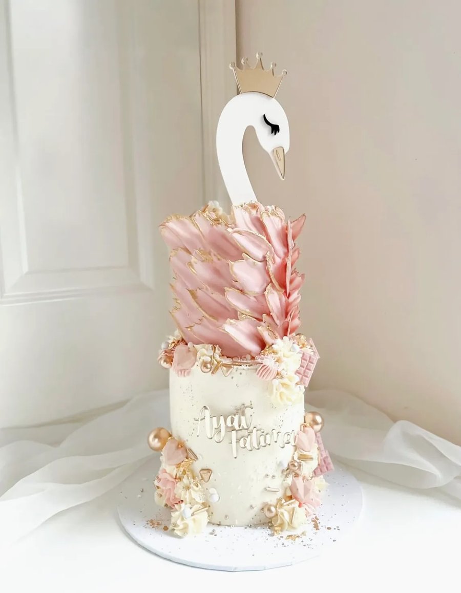 Swan Cake Topper