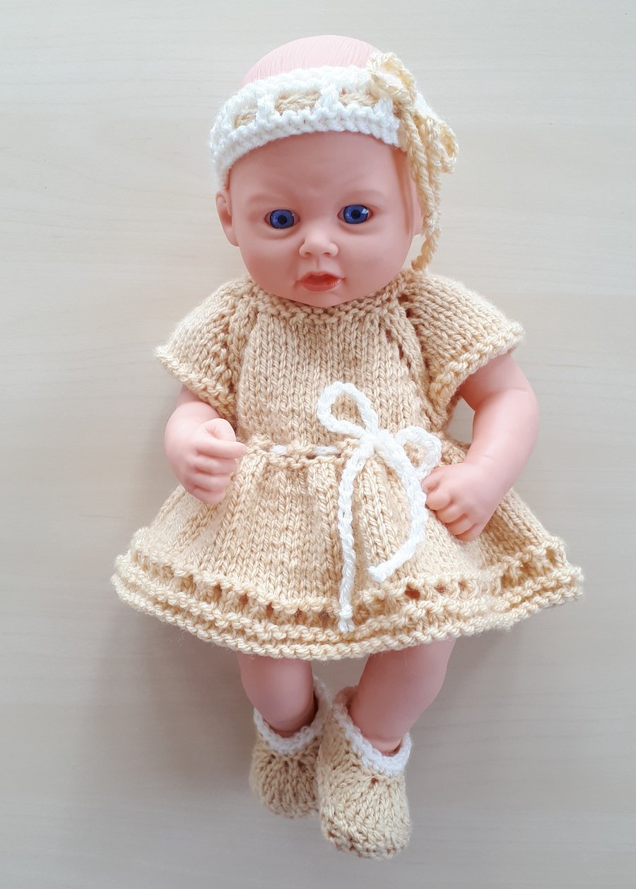 KNITTING PATTERN PDF Beige Outfit for Baby Doll