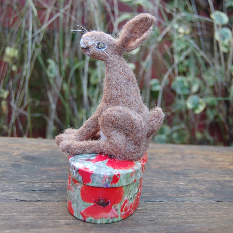 Needle Felt Hare - wool hare - Hare displayed on Poppy tin