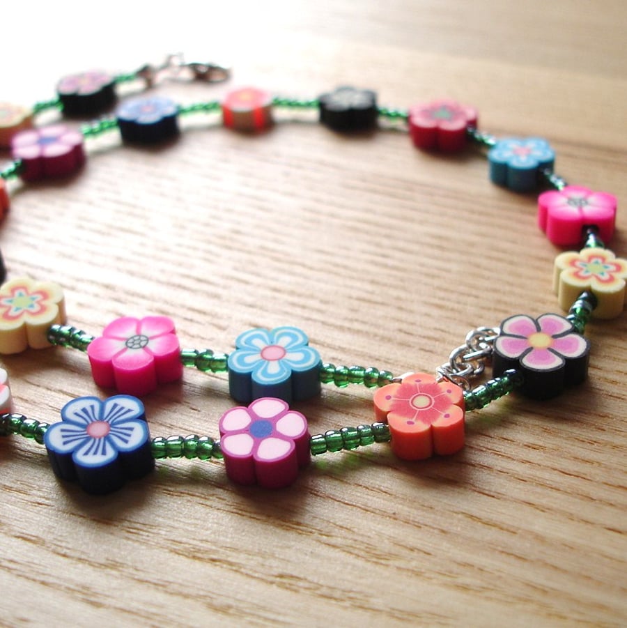 Funky Flowers Necklace