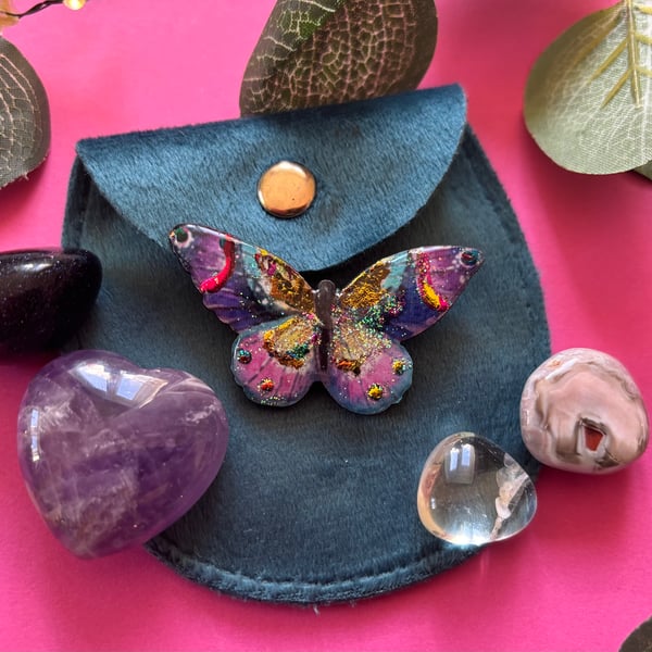 Pretty butterfly brooch 