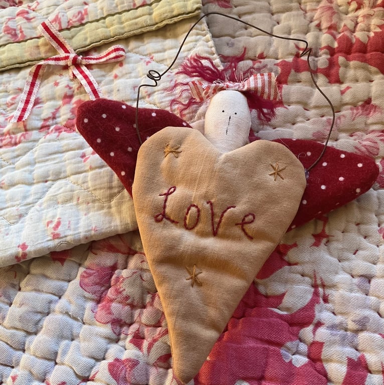 Homespun ‘Love’ angel