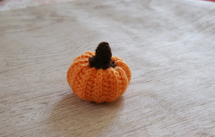 Catnip Crochet Pumpkin Halloween Cat Toy