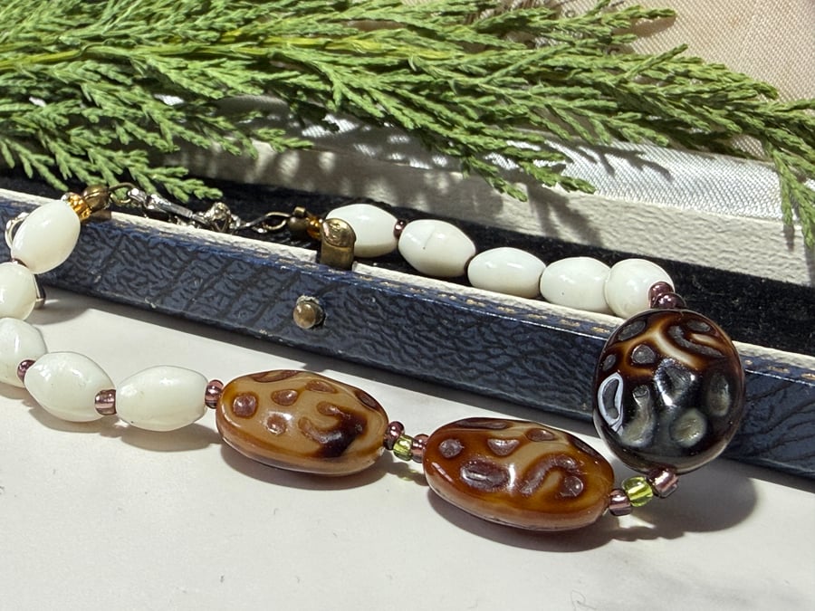 Glass vintage bead bracelet in cream and deep brown