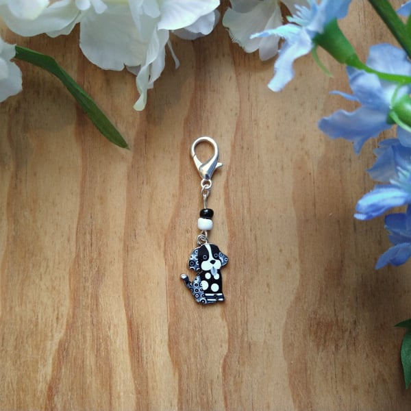 Black and White Dog Progress Keeper