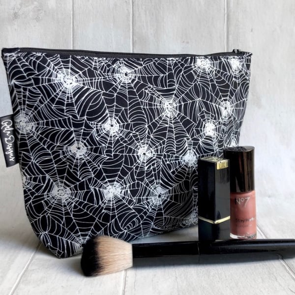 Makeup bag,spiders webs