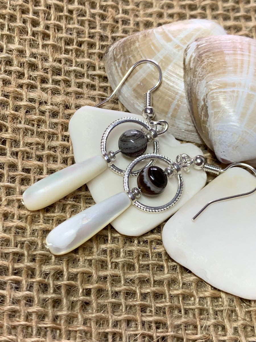 Mother of Pearl and Agate drop Earrings