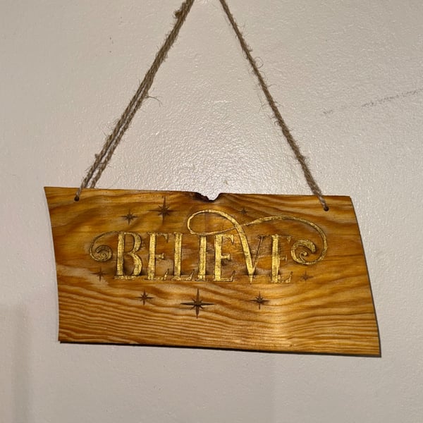 A Slice of pallet wood Christmas sign, recycling and believing in one slice