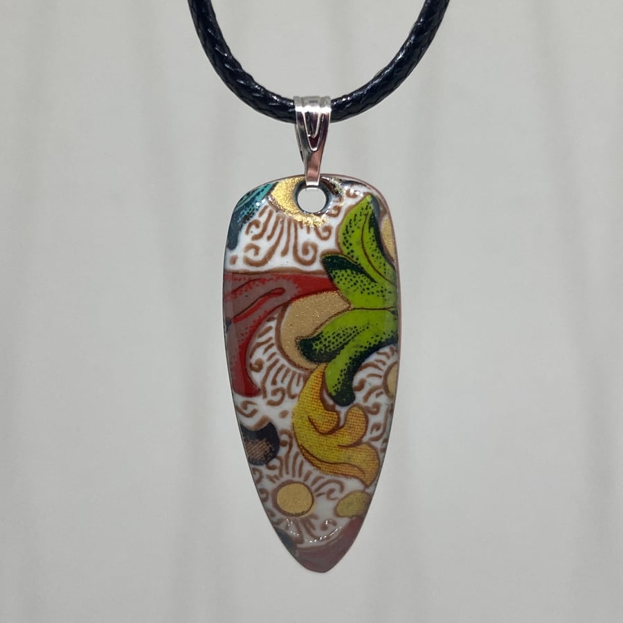 Jacobean Chintz Pendant